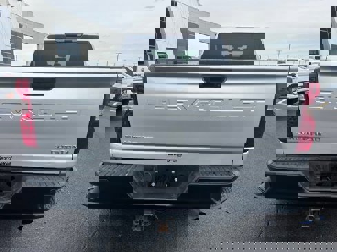 Used 2023 Chevrolet Silverado 2500 Custom image 22