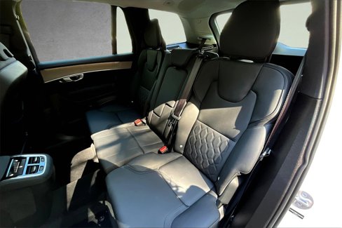 Certified 2025 Volvo XC90 B6 Plus w/ Protection Package image 19