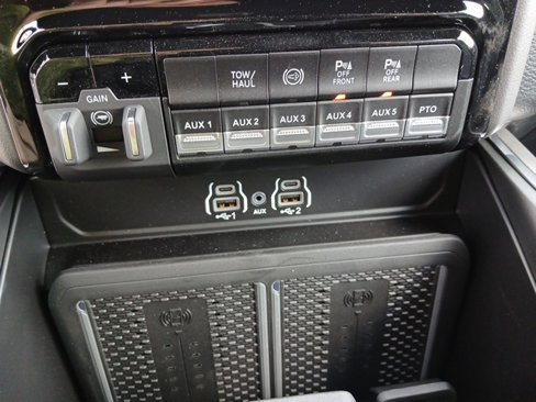 New 2026 RAM 3500 Laramie image 42