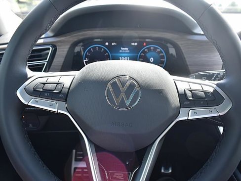 New 2026 Volkswagen Atlas SEL Premium R-Line image 11