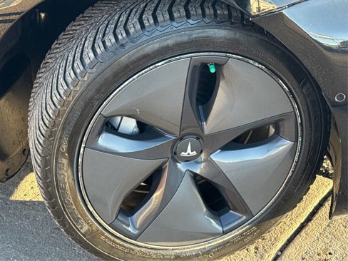 Used 2020 Tesla Model 3 Long Range image 26