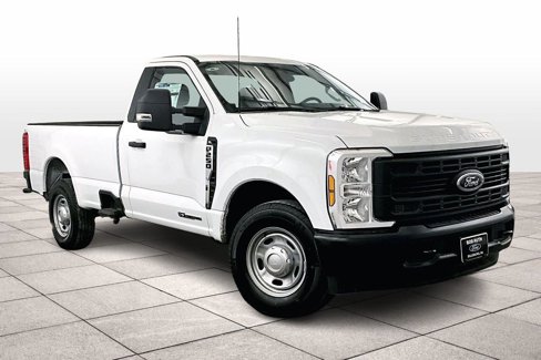 New 2026 Ford F250 XL w/ F-250 >10K GVWR Package image 2