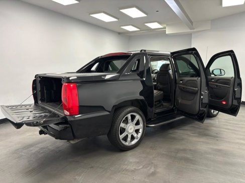 Used 2013 Cadillac Escalade EXT Luxury image 24