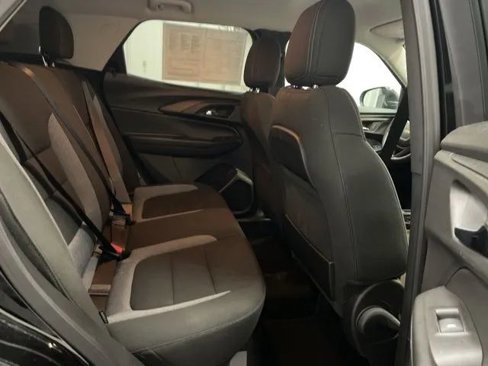 Used 2025 Chevrolet TrailBlazer LT image 13