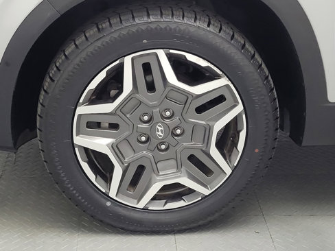 Used 2023 Hyundai Santa Fe Limited image 31
