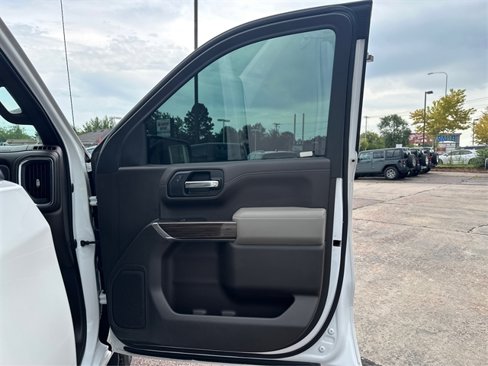 Used 2019 Chevrolet Silverado 1500 LT w/ All-Star Edition image 29