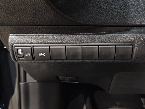 New 2025 Toyota Corolla LE image 13