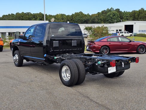 New 2026 RAM 3500 Tradesman w/ Chrome Appearance Group image 13
