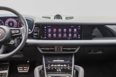 Used 2024 Porsche Cayenne Coupe image 22