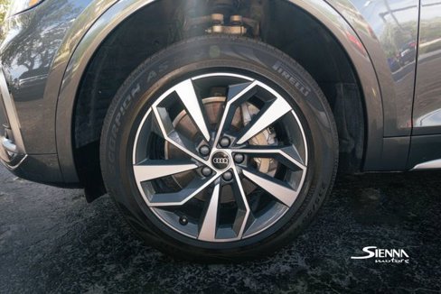 Used 2022 Audi Q5 2.0T Premium w/ Convenience Package image 29