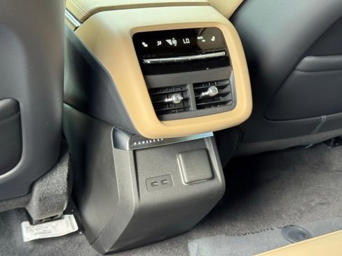 New 2026 Cadillac Lyriq V image 33