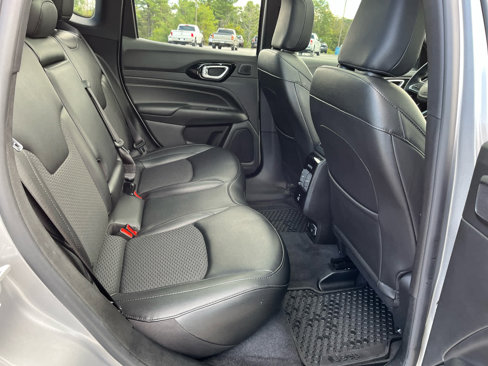 Used 2022 Jeep Compass Altitude w/ Sun and Sound Group image 30
