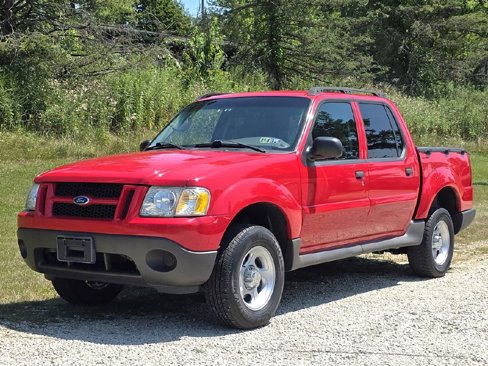 Used 2005 Ford Explorer Sport Trac XLS image 2
