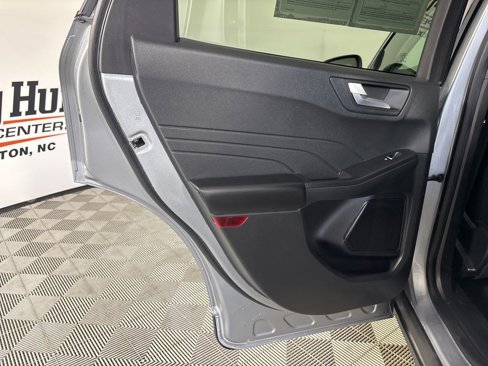 Used 2023 Ford Escape Platinum image 20