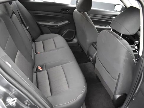Used 2024 Nissan Altima 2.5 SV image 17