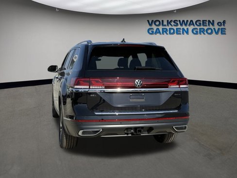New 2025 Volkswagen Atlas SEL image 8