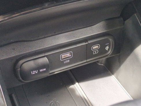 Used 2025 Kia Telluride SX Prestige image 23