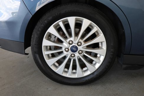 Used 2018 Ford C-MAX SE w/ Cold Weather Package image 26