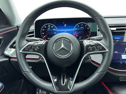 Used 2025 Mercedes-Benz E 350 Sedan image 18