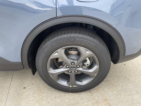 New 2026 Ford Escape ST-Line image 13