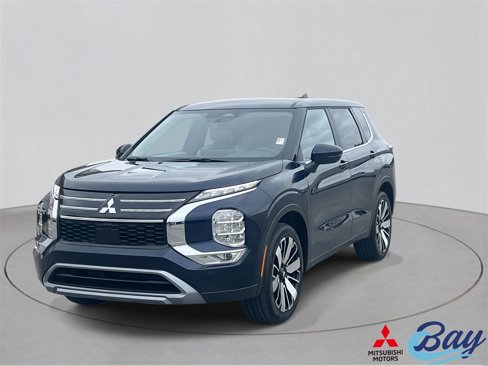 New 2025 Mitsubishi Outlander SE image 1