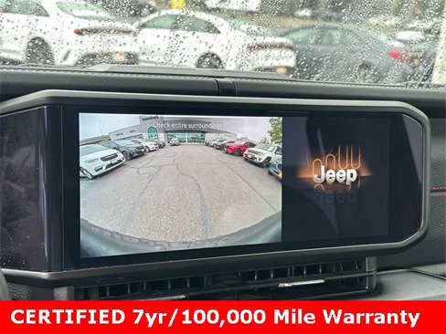 Certified 2024 Jeep Wrangler Unlimited Rubicon w/ Capability Package image 20