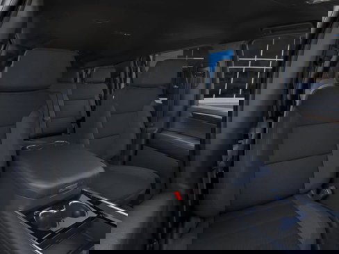 New 2025 Chevrolet Suburban LS image 16