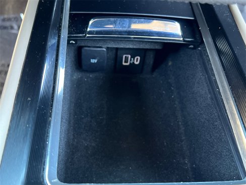 Used 2021 Lincoln Corsair AWD image 25