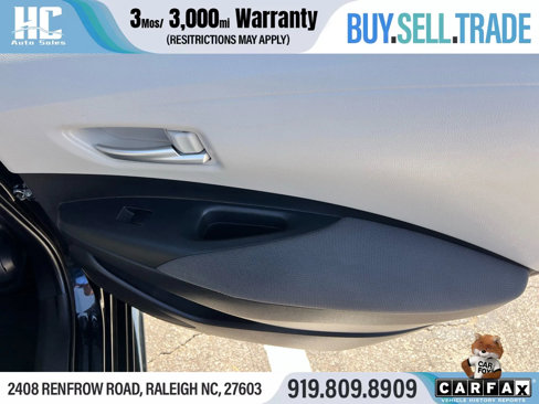 Used 2021 Toyota Corolla LE w/ Carpet Mat Package (TMS) image 16