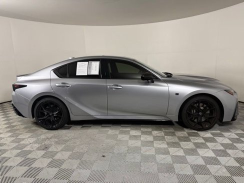 Used 2025 Lexus IS 500 image 10