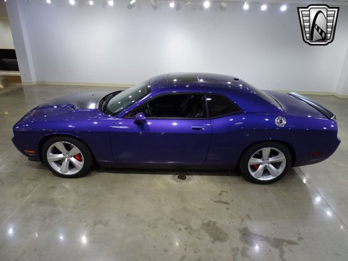 Used 2010 Dodge Challenger SRT8 w/ SRT Option Group II image 3