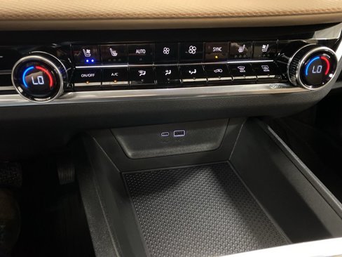 New 2026 Chevrolet Equinox ACTIV w/ Convenience Package III image 21