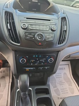 Used 2018 Ford Escape SE image 18