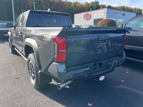 New 2025 Toyota Tacoma TRD Off-Road image 3