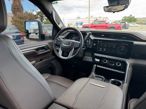 Used 2024 GMC Sierra 3500 Denali w/ Denali Reserve Package image 24