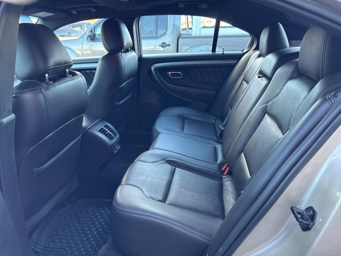 Used 2017 Ford Taurus SEL w/ Equipment Group 201A image 15