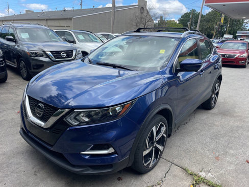 Used 2022 Nissan Rogue Sport SL image 2