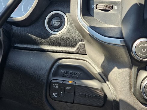 Used 2024 RAM 3500 Big Horn image 33