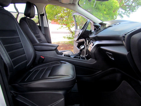 Used 2018 Ford Escape SEL w/ Ford Safe & Smart Package image 19