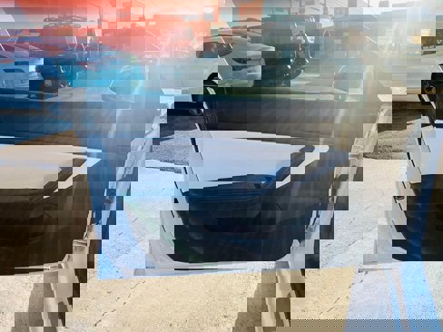 Used 2019 Tesla Model 3 Performance image 29