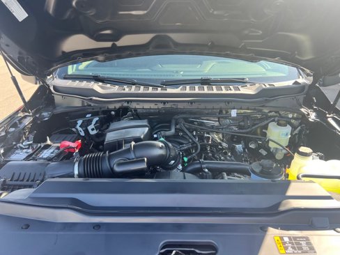 New 2025 Ford F350 XLT w/ Black Appearance Package image 57