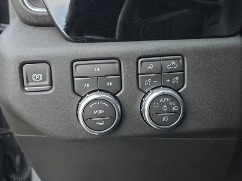 New 2026 GMC Sierra 2500 SLE w/ SLE Value Package; image 21