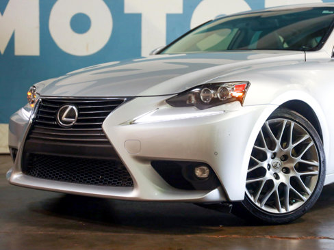 Used 2015 Lexus IS 250 image 30