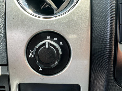 Used 2013 Ford F150 XLT w/ Luxury Equipment Group image 31