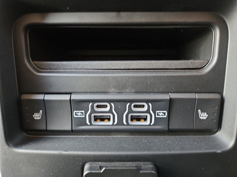 Used 2025 RAM 1500 Laramie image 30