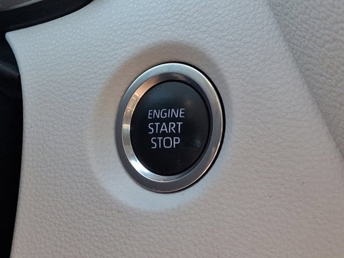 Used 2022 Toyota Corolla SE image 22