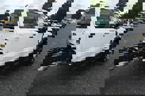 New 2026 Ford F550 4x4 Crew Cab Super Duty image 4