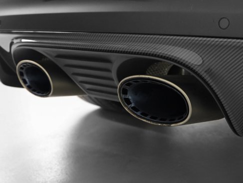 Certified 2025 Porsche Cayenne Turbo GT image 26