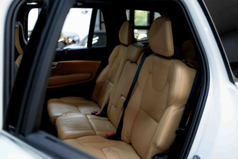 Used 2023 Volvo XC90 T8 Ultimate w/ Lounge Package image 73