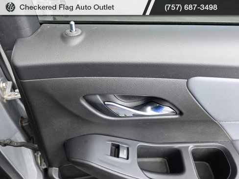 Used 2020 Chevrolet Traverse LT image 48